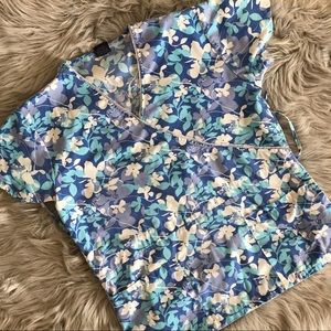 Small- MG Medgear- Scrub Top w tie backing